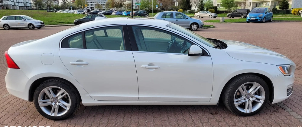 Volvo S60 cena 49900 przebieg: 146000, rok produkcji 2013 z Białystok małe 667